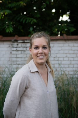 Julie Van Der Jeucht
